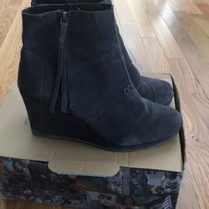 Toms booties 9.5 dark grey